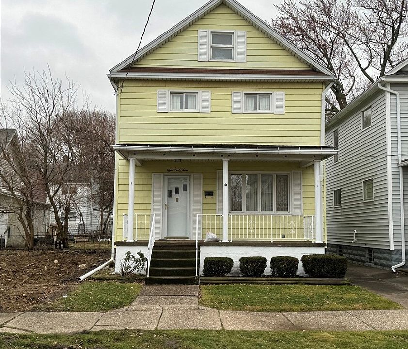 1st image of 849 E 23rd St