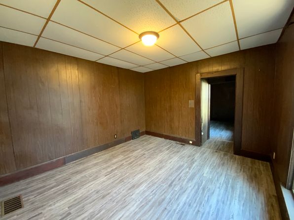 1030 N Walnut St #3, Danville, IL 61832