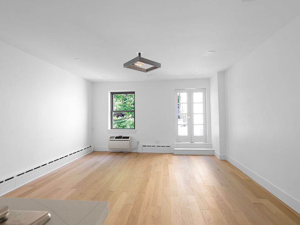 1st image of 151 E 62nd St APT 4B