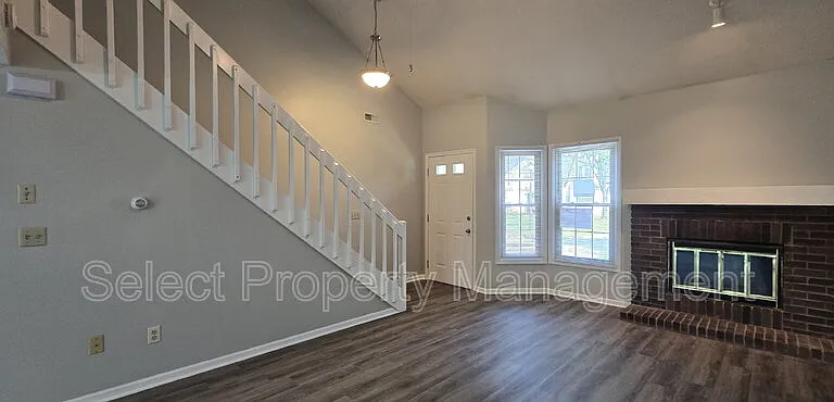 5424 Evard Rd — Photo 3