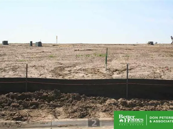 503 W Leblanche St, Hartington, NE 68739