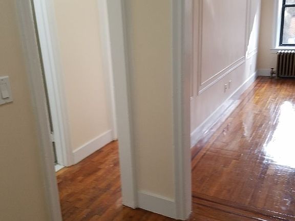 4th image of 45-16 44th St #1E
