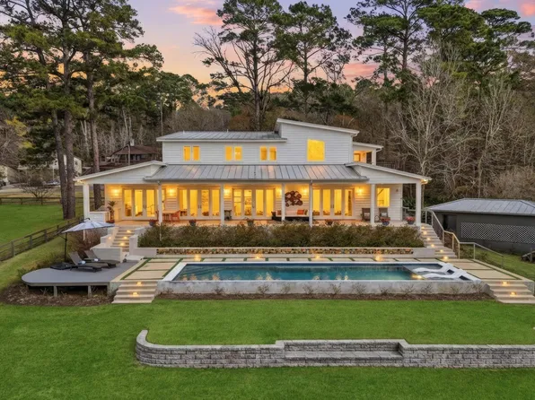 318 Little Dove, Livingston, TX 77351