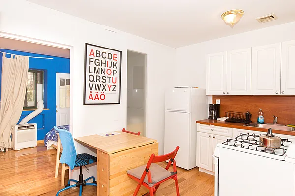 Rented by Gotham City Realty Group | media 17