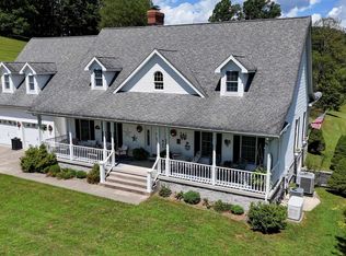 71 Foxmoor Rd, Belington, WV 26250