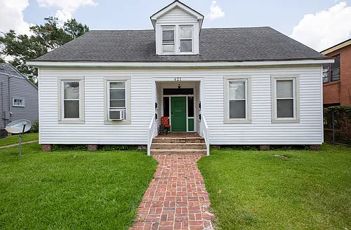 1 bed, 1.0 bath, $575 Photo 1