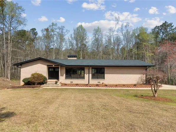 8617 Stone Rd, Douglasville, GA 30135