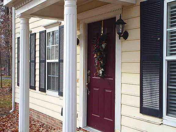 Entrance storm cover