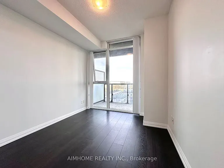 7895 Jane St #601 — Photo 10