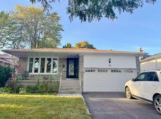 24 Wyvern Rd, Toronto, ON M2K 2K4