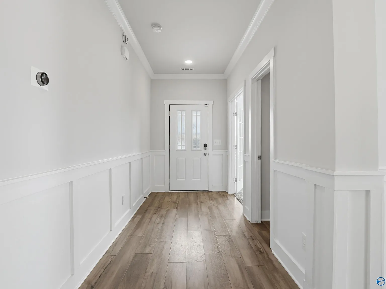 5 bed, 4.0 bath, 3508 sqft, $2,884 — Photo 2