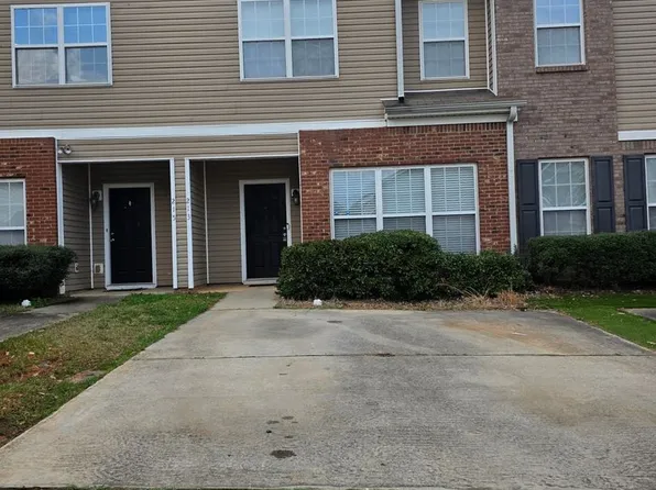 213 Shenandoah Dr, Riverdale, GA 30274