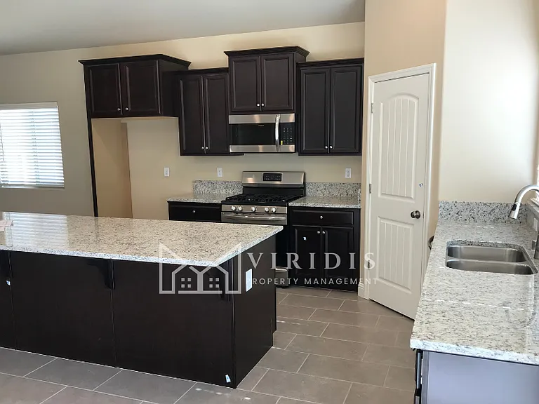 5901 Blue Spruce Ave — Photo 6