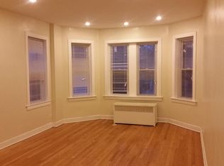 9909 S Charles St, Chicago, IL