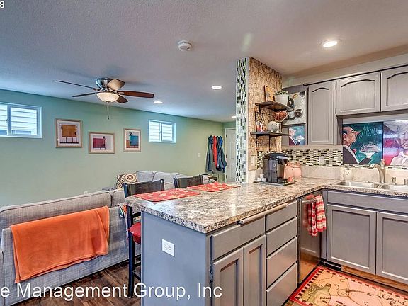 3rd image of 5121 NE 77th Ave