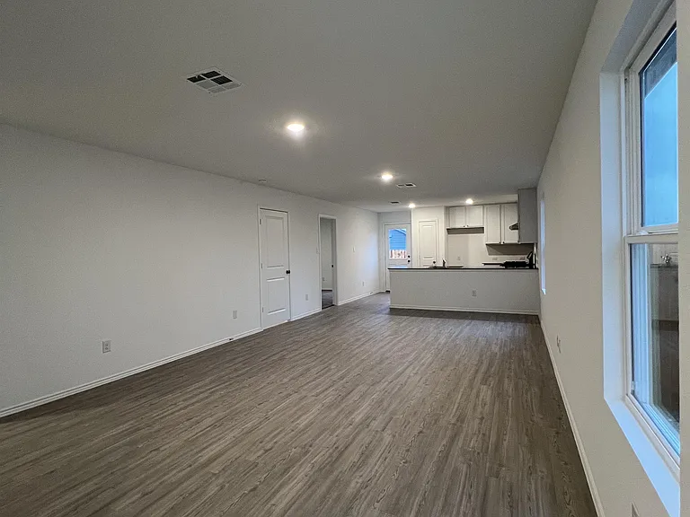 9904 Wye Ml — Photo 5