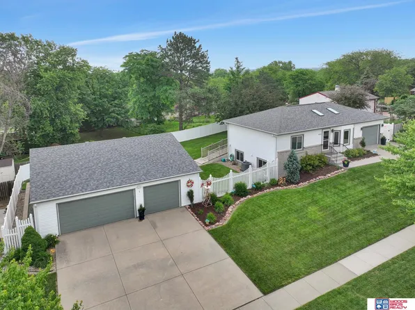 4024 NW 57th St, Lincoln, NE 68524