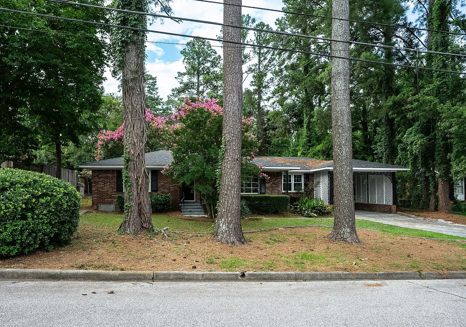 3120 Edinburgh Drive — Photo 1