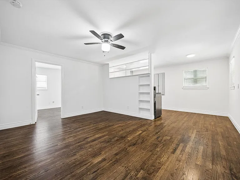 5102 Academy — Photo 25