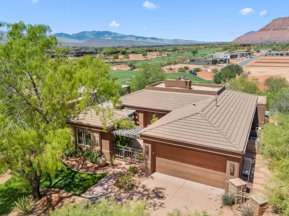2255 N Tuweap Dr Unit 44, St George, UT 84770