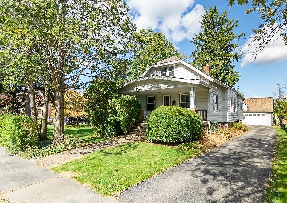 1st image of 7602 Theota Ave