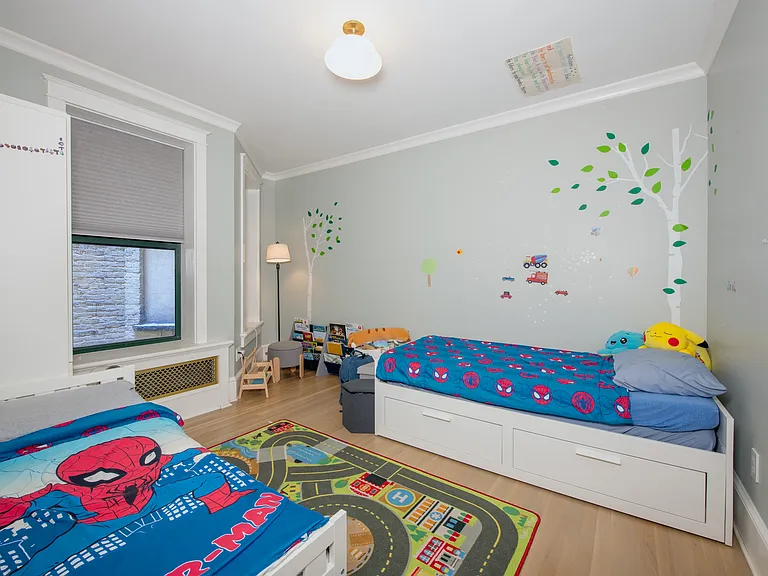 368 W 117th St #2D — Photo 5