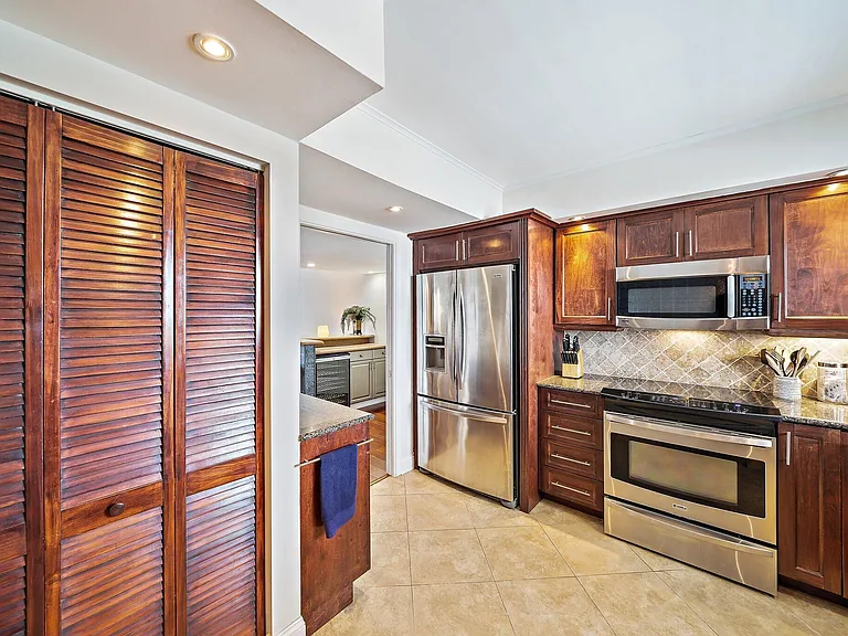 301 Lake Shore Dr #802 — Photo 21
