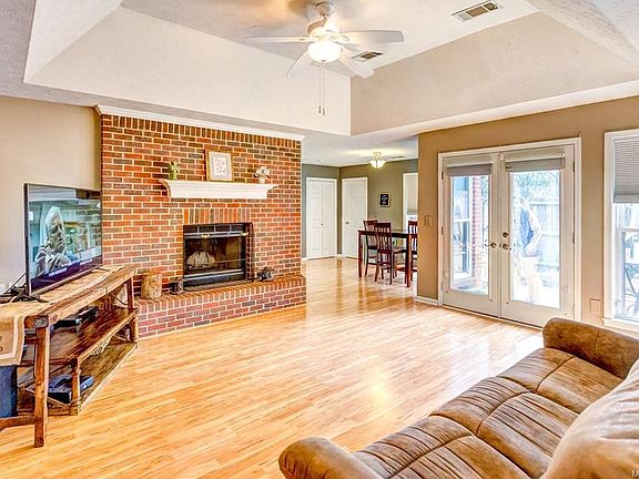 2nd image of 1200 Berkshire Ct