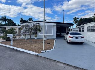 8621 SW 18th Ct, Fort Lauderdale, FL 33324