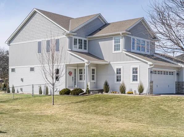 3677 Edgerton St, Vadnais Heights, MN 55127