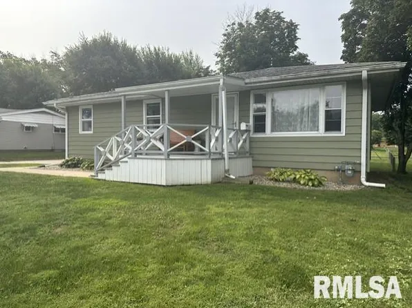 1483 W Walnut St, Jacksonville, IL 62650