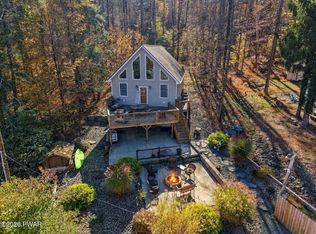 118 Al Wa Da Cir, Greentown, PA 18426
