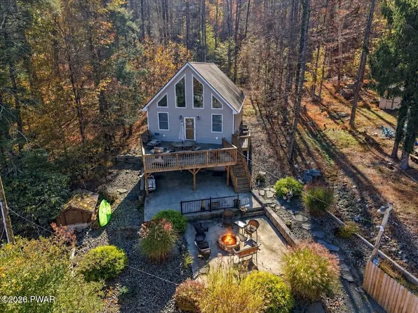 118 Al Wa Da Cir, Greentown, PA 18426