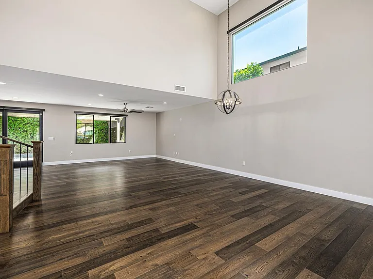 3821 E Devonshire Ave — Photo 33
