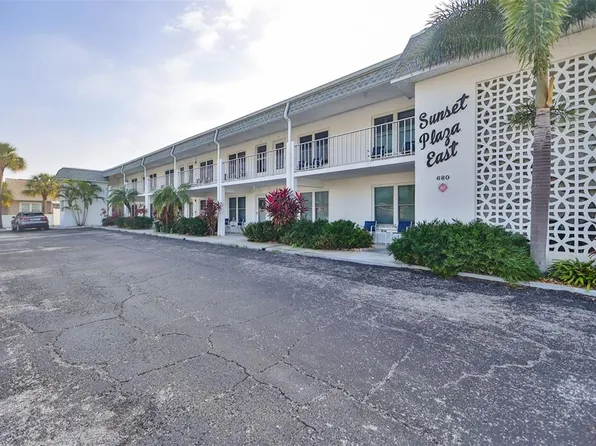 680 71st Ave APT 13, Saint Pete Beach, FL 33706