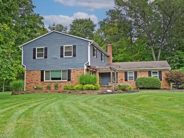 860 Quailwoods Dr, Loveland, OH 45140