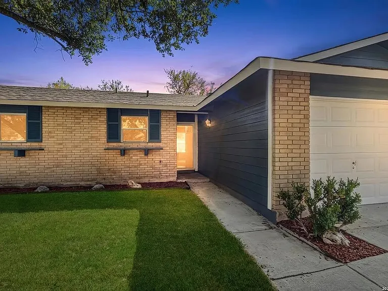 5122 Binz Engleman Rd — Photo 20