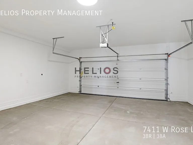 7411 W Rose Ln — Photo 14