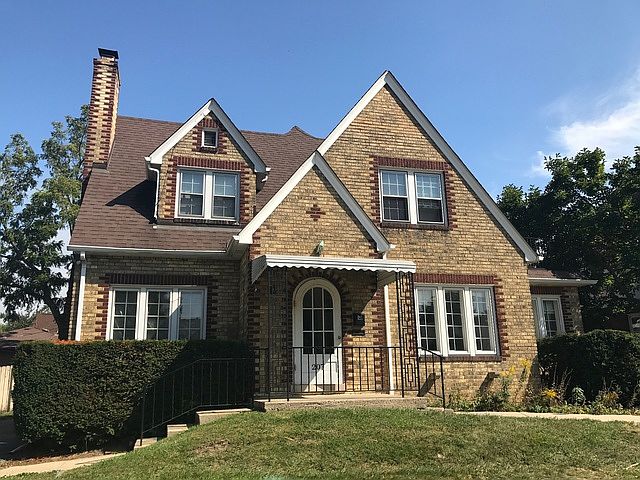1st image of 207 N Burton Ave