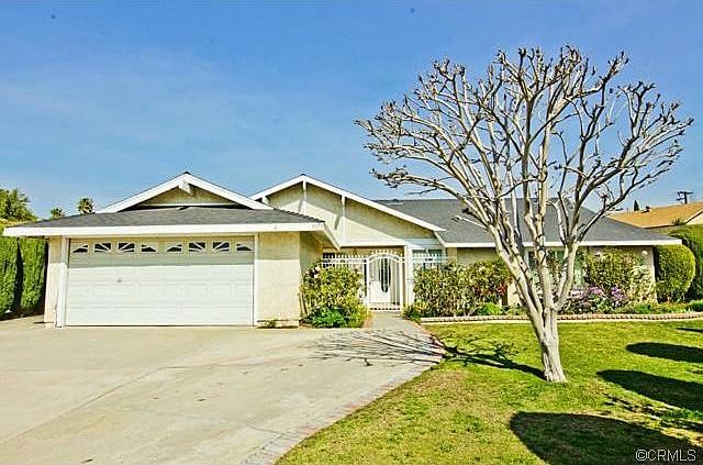1st image of 9913 Pinyon Ct