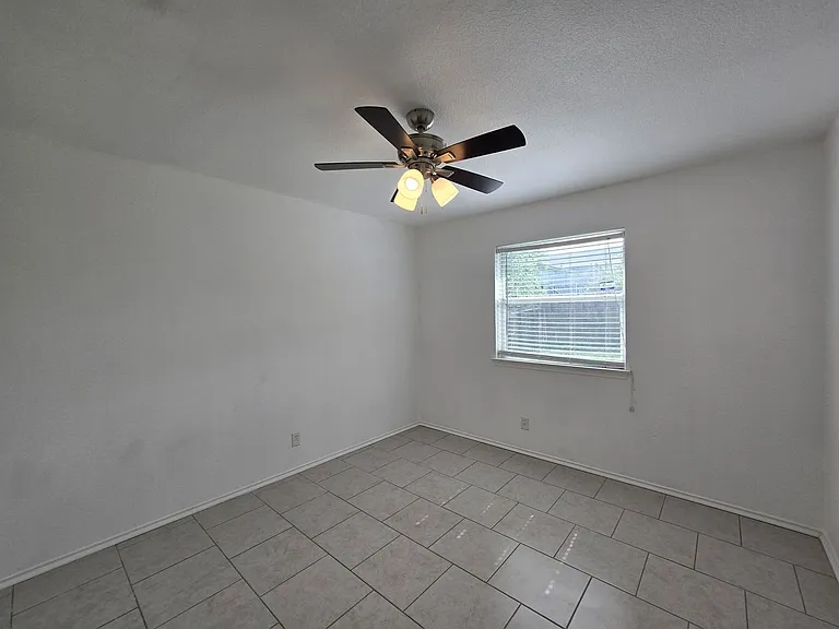 3906 Kevin Shaw Dr — Photo 30