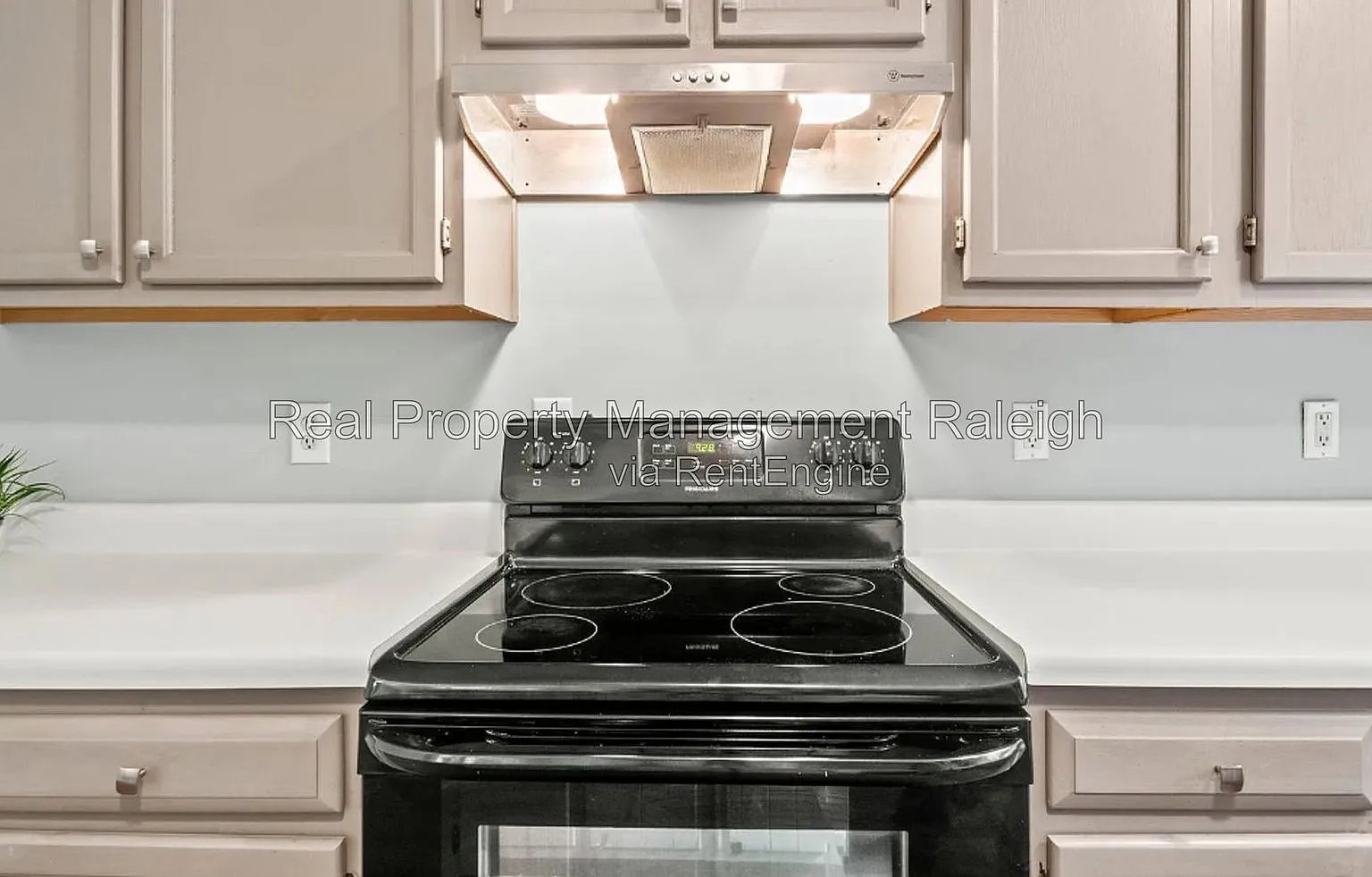 3 bed, 2.0 bath, 1394 sqft, $1,895 — Photo 4