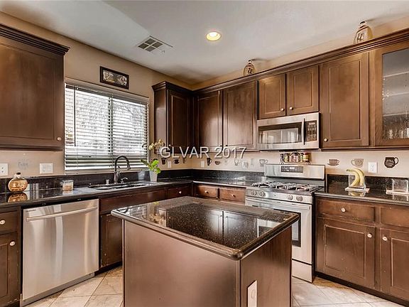 2nd image of 5529 Latrobe Bluff St
