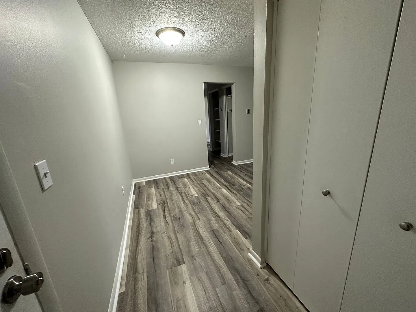 Executive House West — Photo 4