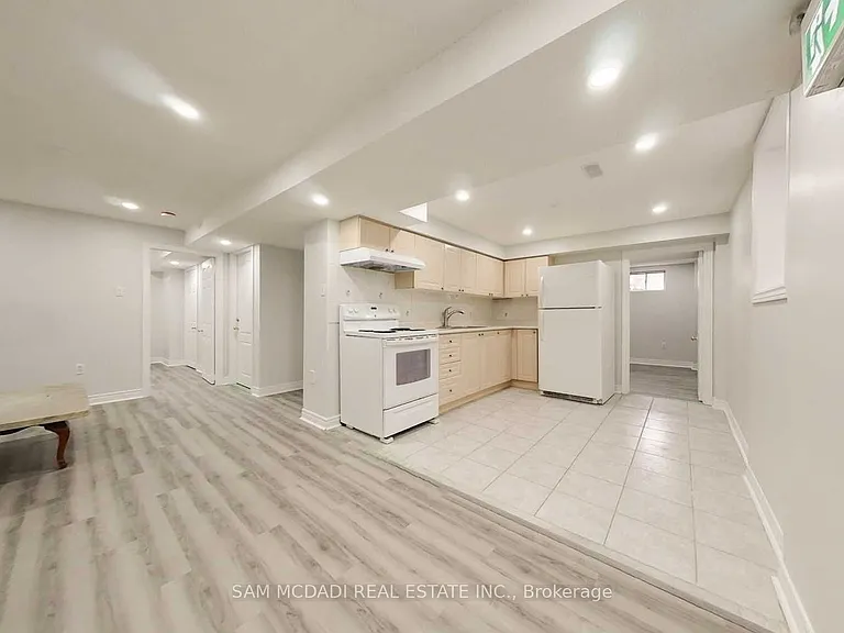 19 Sterritt Dr — Photo 6