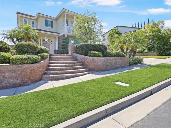 3025 Forest View Dr, Corona, CA 92882