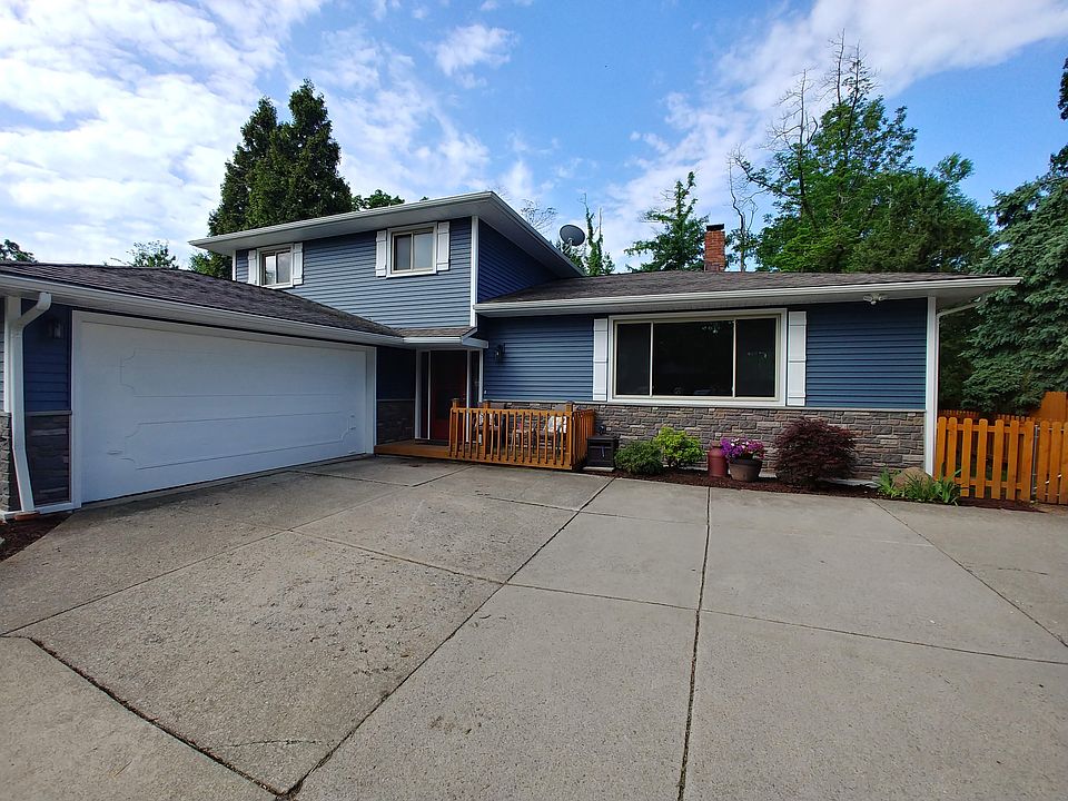 1st image of 7260 Lakeview Dr