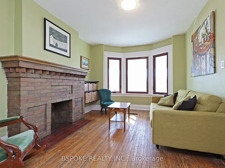 139 Greenwood Ave — Photo 3