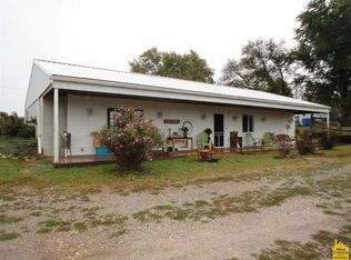 31722 Kahrs Rd, Smithton, MO 65350