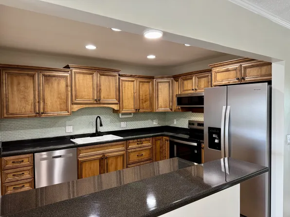 200 Sanders Ferry Rd APT 1505, Hendersonville, TN 37075